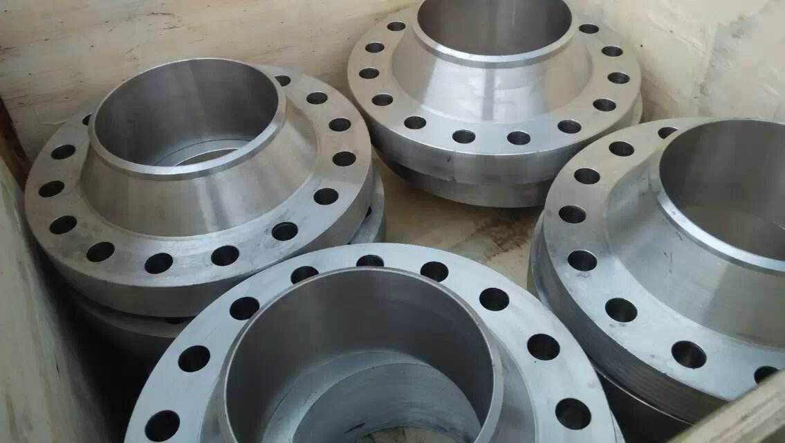 碳鋼(gāng)法蘭的(de)基礎知(zhī)識詳解(jie)